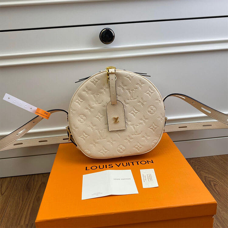 LV Boite Chapeau Souple MM Handbag