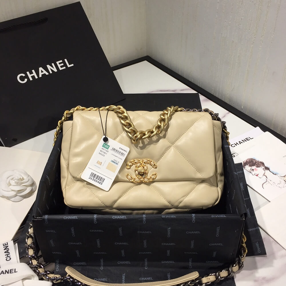 Ch*el 19 small flap bag