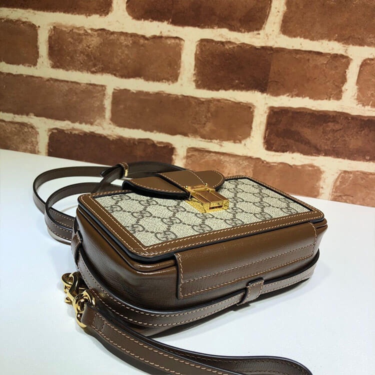 G*u*i gg mini bag with clasp closure