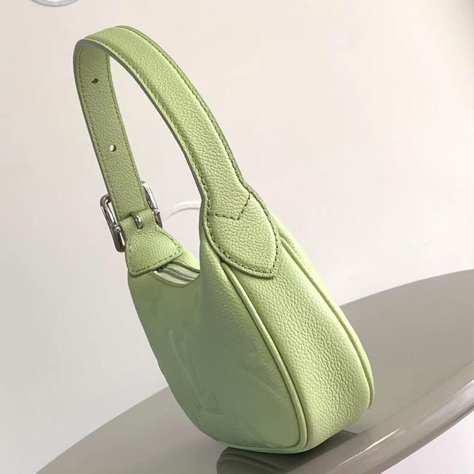 LV Mini Moon